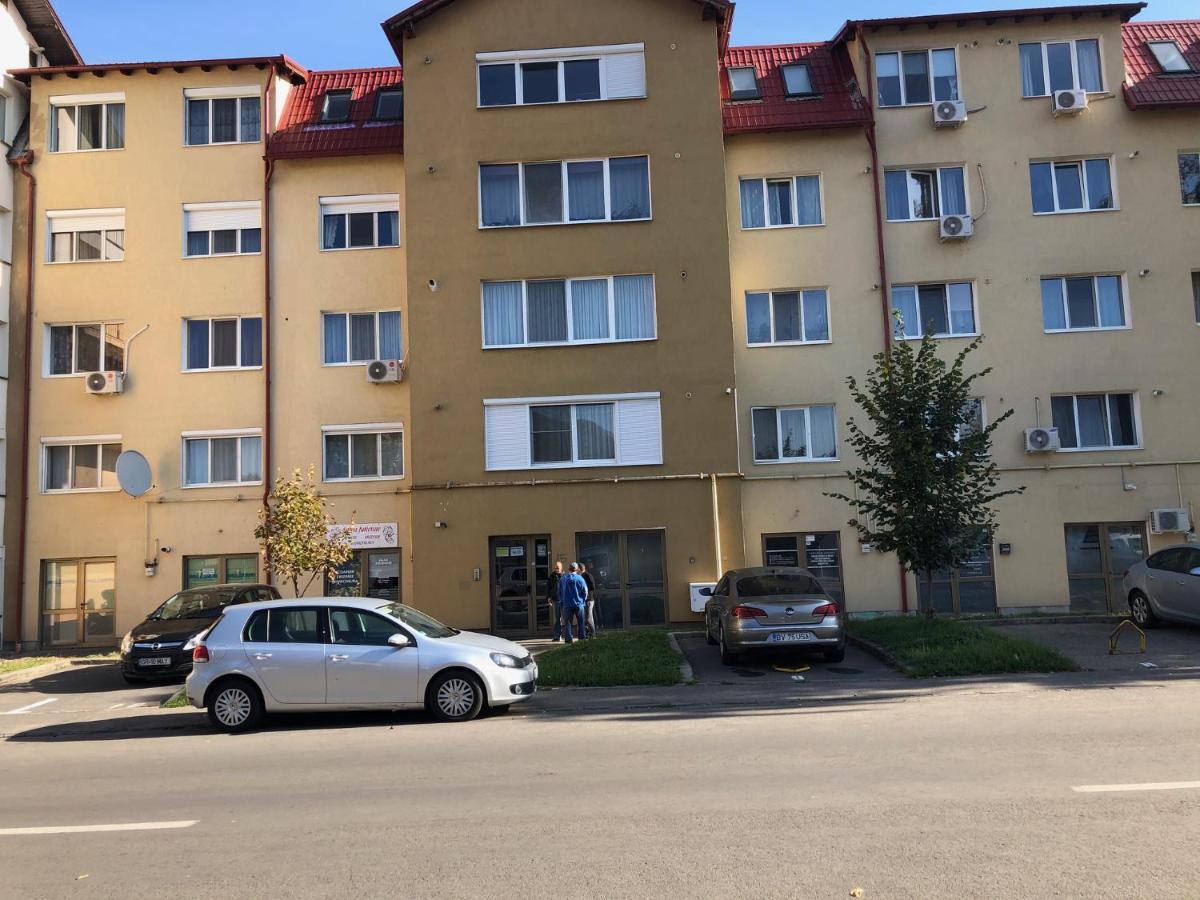 Appartement Gaby 2 à Braşov Extérieur photo